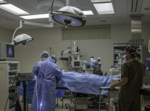 Large operating room for full general anesthesia